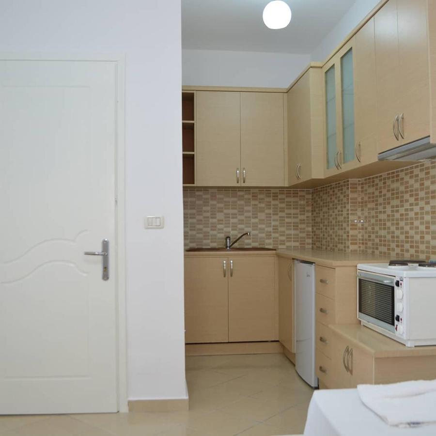 סרנדה Noah Apartaments מראה חיצוני תמונה