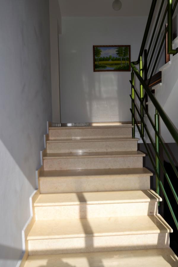 סרנדה Noah Apartaments מראה חיצוני תמונה